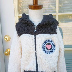 Girls Full Zip Hoodie Jacket Size 7-8 Black and White Fuzzy Coat. Front Pockets